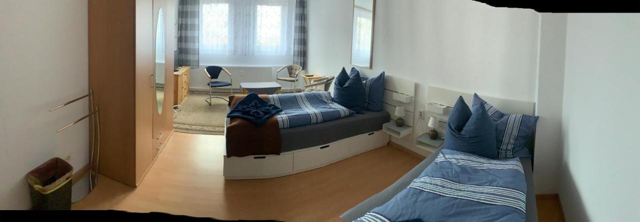 Monteurs Zimmer Noack Borssum ภายนอก รูปภาพ
